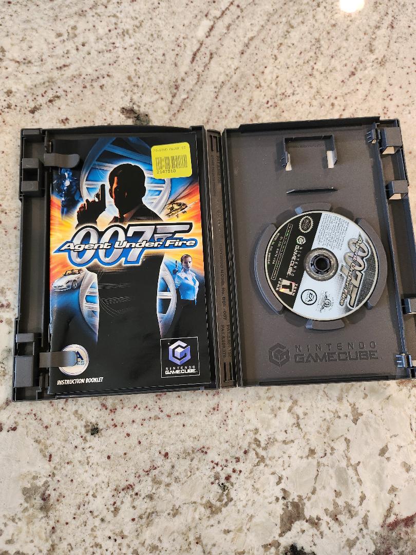 James Bond 007 dans Agent Under Fire Nintendo GameCube