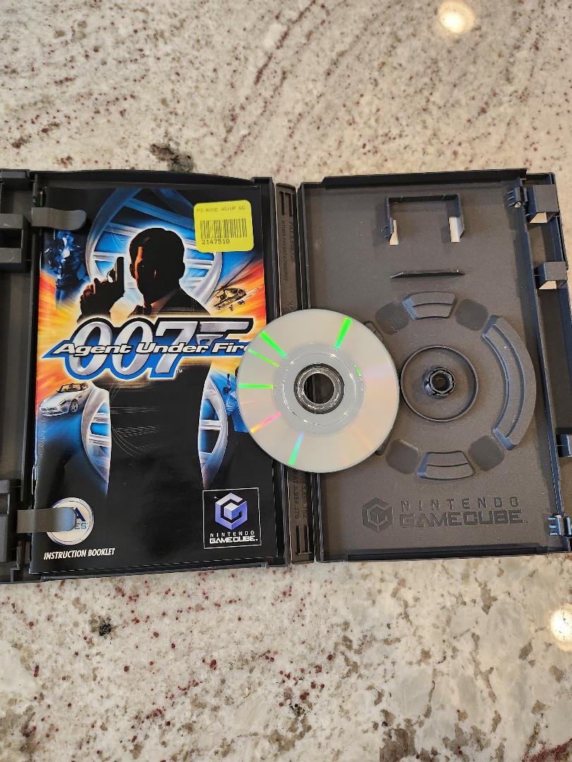 James Bond 007 dans Agent Under Fire Nintendo GameCube
