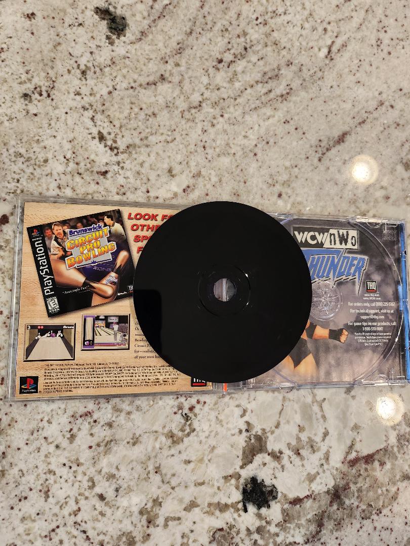 WCW / NWO Thunder PS1