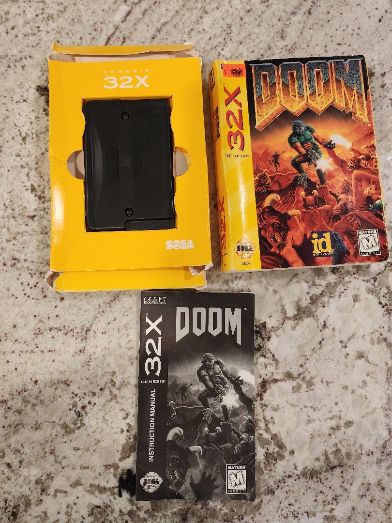 Doom Sega Genesis 32X CIB