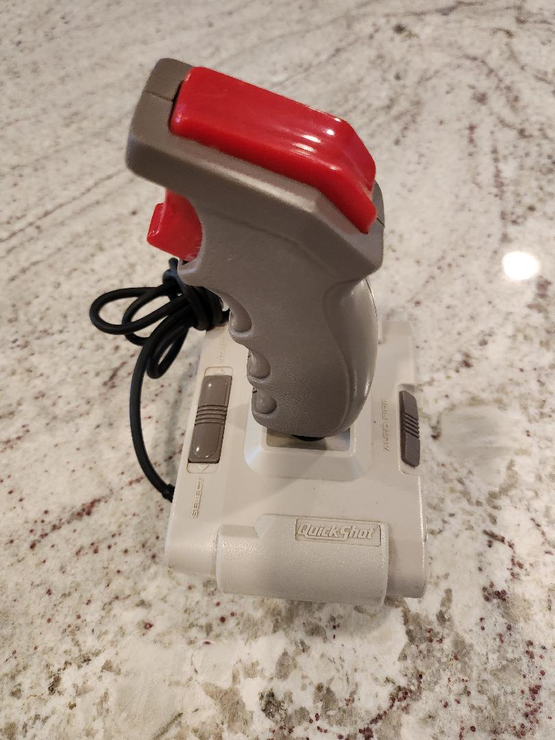 Manette de jeu Quickshot modèle QS-112 pour Nintendo NES