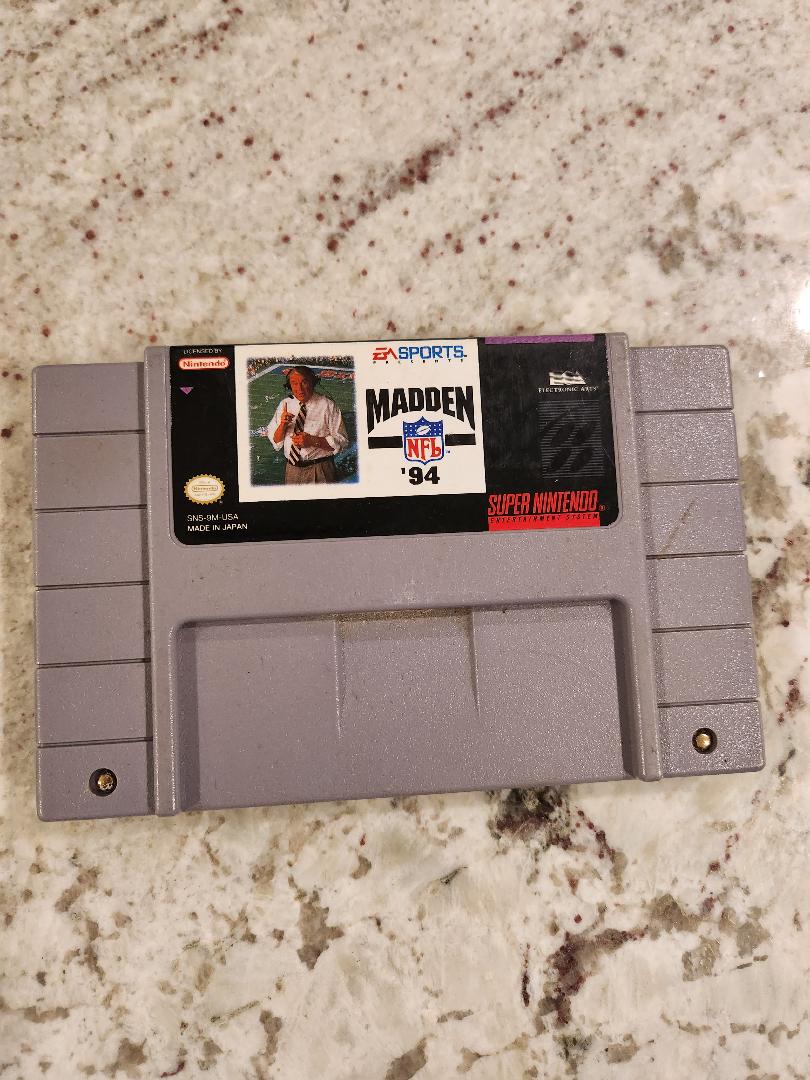 Madden NFL 94 SNES