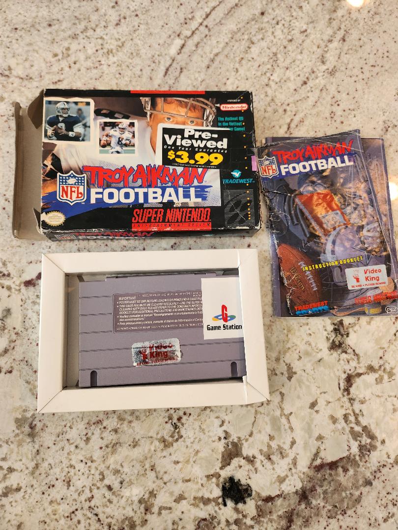 Troy Aikman Football SNES