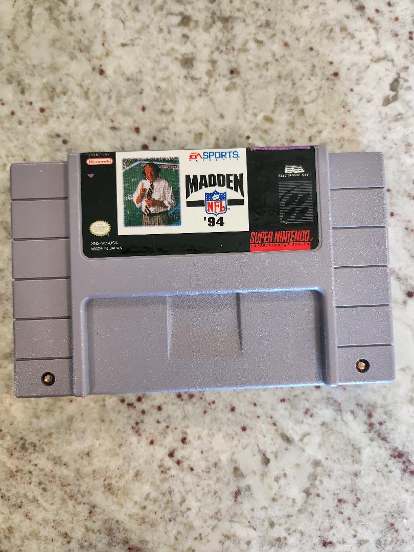 Madden NFL 94 SNES