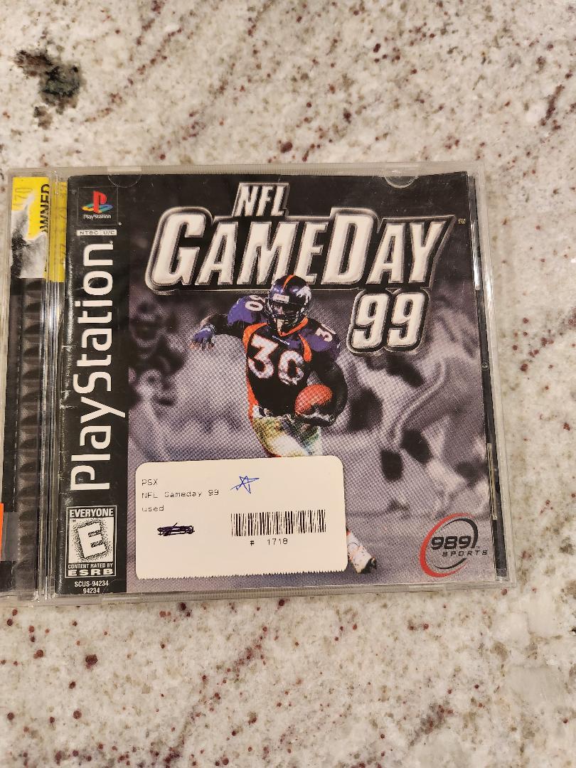 NFL Game Day 99 PS1 